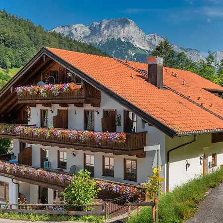 Gasthof Und Hotel Maria Gern-2